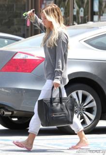 Ashley Tisdale feet photo thumbnail