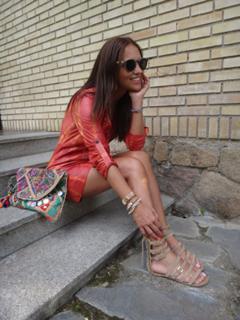 Paula Echevarría feet photo thumbnail