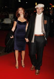 Kelly Brook feet photo thumbnail