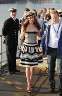 Kelly Brook feet photo thumbnail