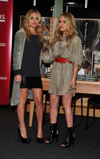 Ashley Olsen feet photo thumbnail