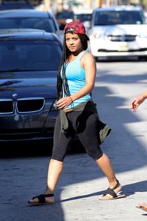 Christina Milian feet photo thumbnail