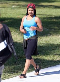 Christina Milian feet photo thumbnail
