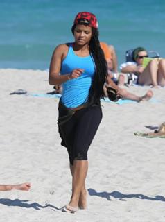 Christina Milian feet photo thumbnail