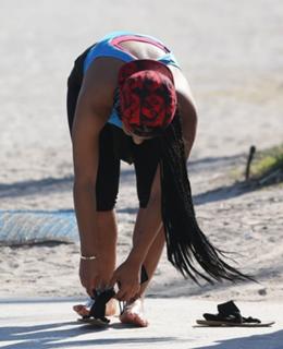 Christina Milian feet photo thumbnail