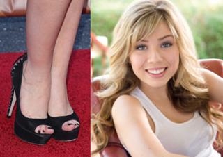 Jennette McCurdy feet photo thumbnail