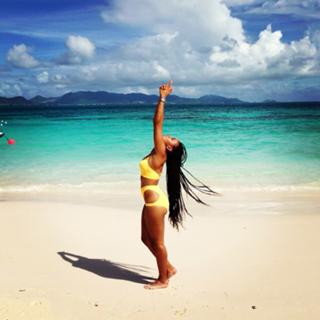 Angela Simmons feet photo thumbnail