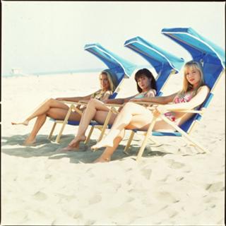 Jennie Garth feet photo thumbnail