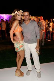 Maria Menounos feet photo thumbnail