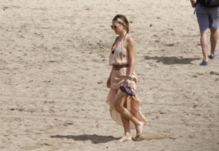 Kate Hudson feet photo thumbnail
