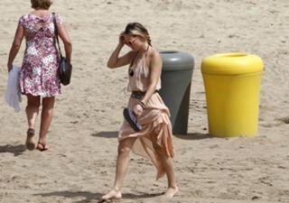 Kate Hudson feet photo thumbnail