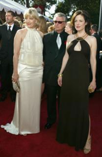 Mary-Louise Parker feet photo thumbnail