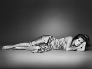 Salma Hayek feet photo thumbnail