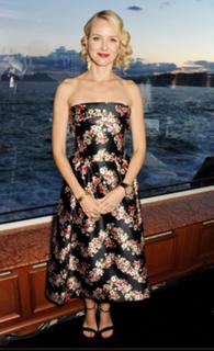 Naomi Watts feet photo thumbnail