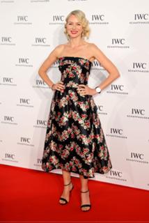 Naomi Watts feet photo thumbnail