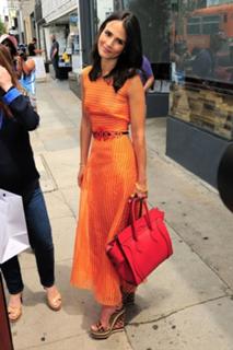 Jordana Brewster feet photo thumbnail