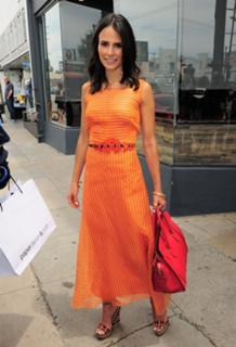 Jordana Brewster feet photo thumbnail