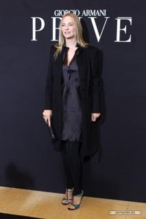 Uma Thurman feet photo thumbnail