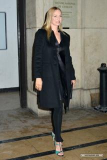 Uma Thurman feet photo thumbnail