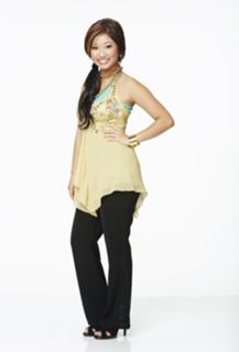 Brenda Song feet photo thumbnail