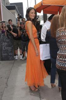Jordana Brewster feet photo thumbnail