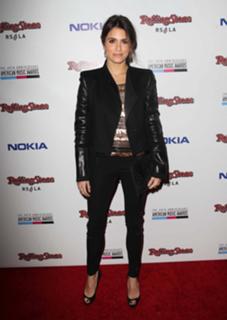 Nikki Reed feet photo thumbnail
