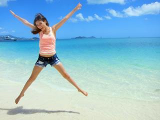 Victoria Justice feet photo thumbnail