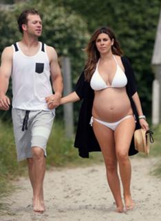 Jamie-Lynn Sigler feet photo thumbnail