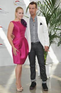 Melissa Joan Hart feet photo thumbnail