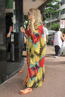 Fergie feet photo thumbnail