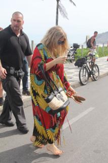Fergie feet photo thumbnail