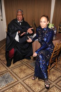 Jennifer Lopez feet photo thumbnail