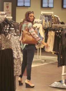 Michelle Keegan feet photo thumbnail