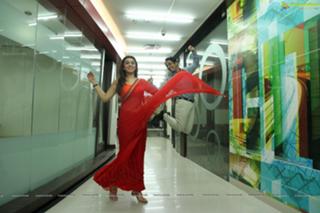 Hansika Motwani feet photo thumbnail