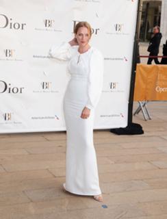 Uma Thurman feet photo thumbnail