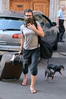 Elisabetta Canalis feet photo thumbnail