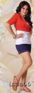 Maite Perroni feet photo thumbnail