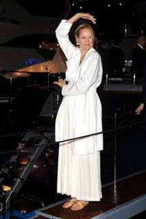 Uma Thurman feet photo thumbnail