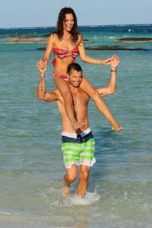 Brooke Burke feet photo thumbnail