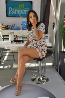 Jordana Brewster feet photo thumbnail