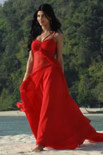 Shruti Haasan feet photo thumbnail