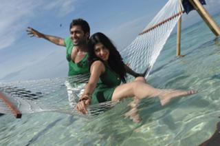 Shruti Haasan feet photo thumbnail