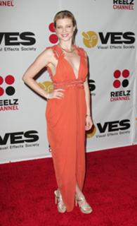 Amy Smart feet photo thumbnail