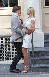 Cameron Diaz feet photo thumbnail