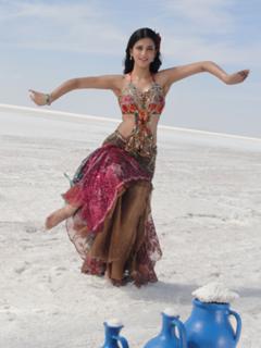 Shruti Haasan feet photo thumbnail