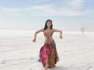Shruti Haasan feet photo thumbnail