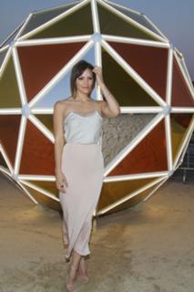 Katharine McPhee feet photo thumbnail