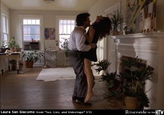 Laura San Giacomo feet photo 2