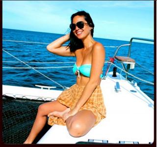 Olivia Munn feet photo thumbnail