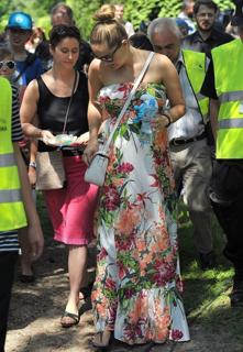 Malgorzata Socha feet photo thumbnail